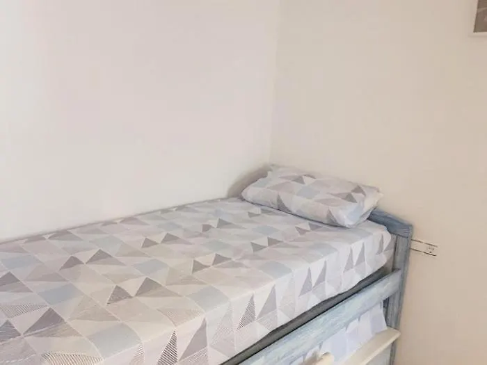 Apartment Partial Ocean View 3 Bed - 100 M From The Beach Benalmadena Spain